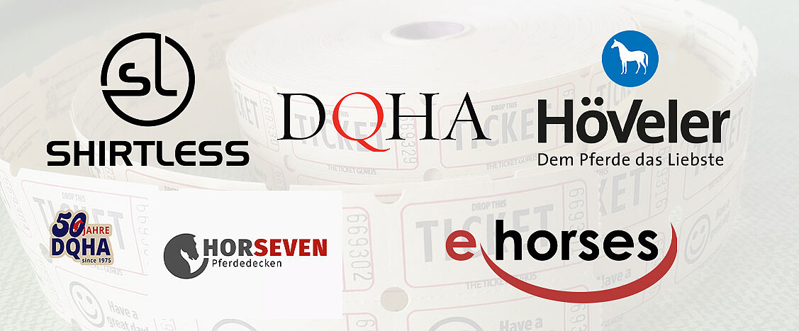 Eine Sponsorenübersicht zur Verlosung zeigt die Logos von Shirtless, DQHA, Höveler, Horseven und ehorses vor einem dezenten Ticket-Hintergrund. Das Bild vermittelt Partnerschaft, Unterstützung und Jubiläumscharakter rund um die DQHA.